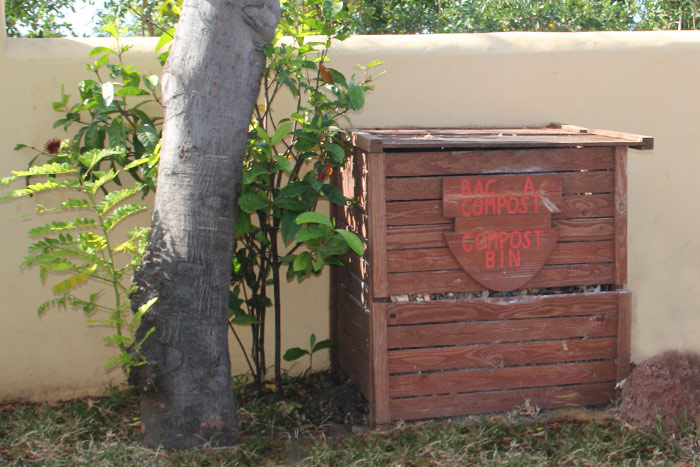 bac-compost-jardin-lataniers
